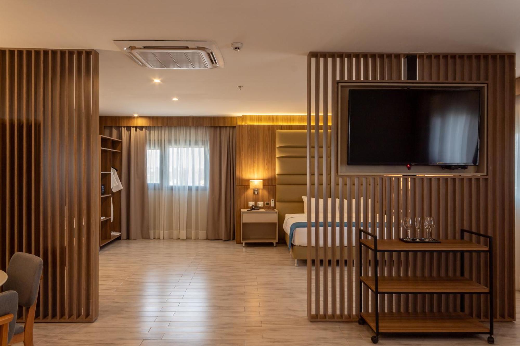 Готель Tryp By Wyndham Асунсьйон Екстер'єр фото